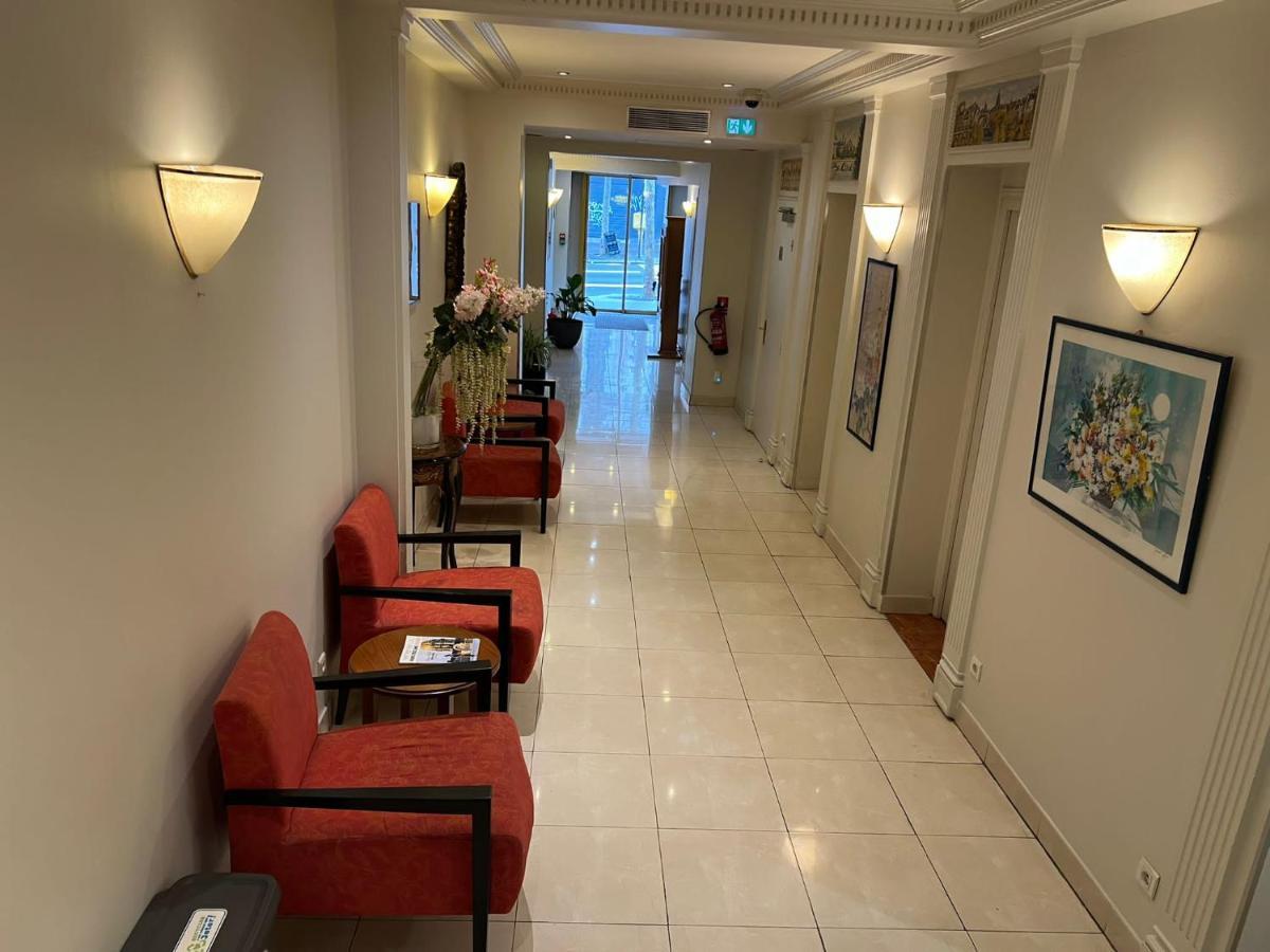 Hotel 121 París