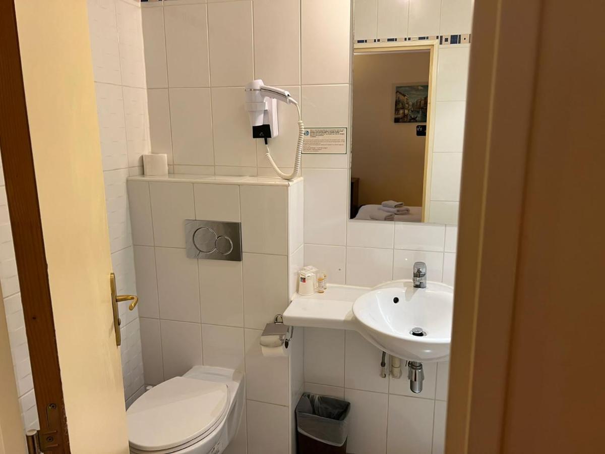 Hotel 121 París