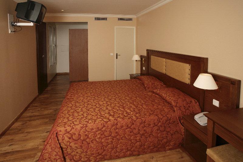 Hotel 121 París